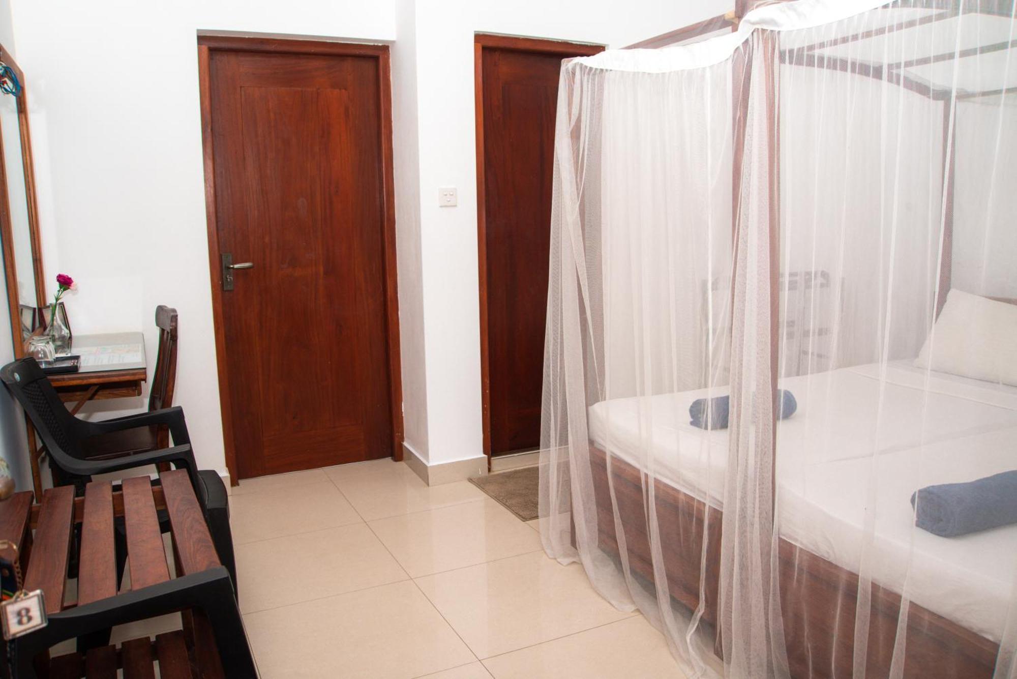 Angel Inn Guest House เนกอมโบ ภายนอก รูปภาพ