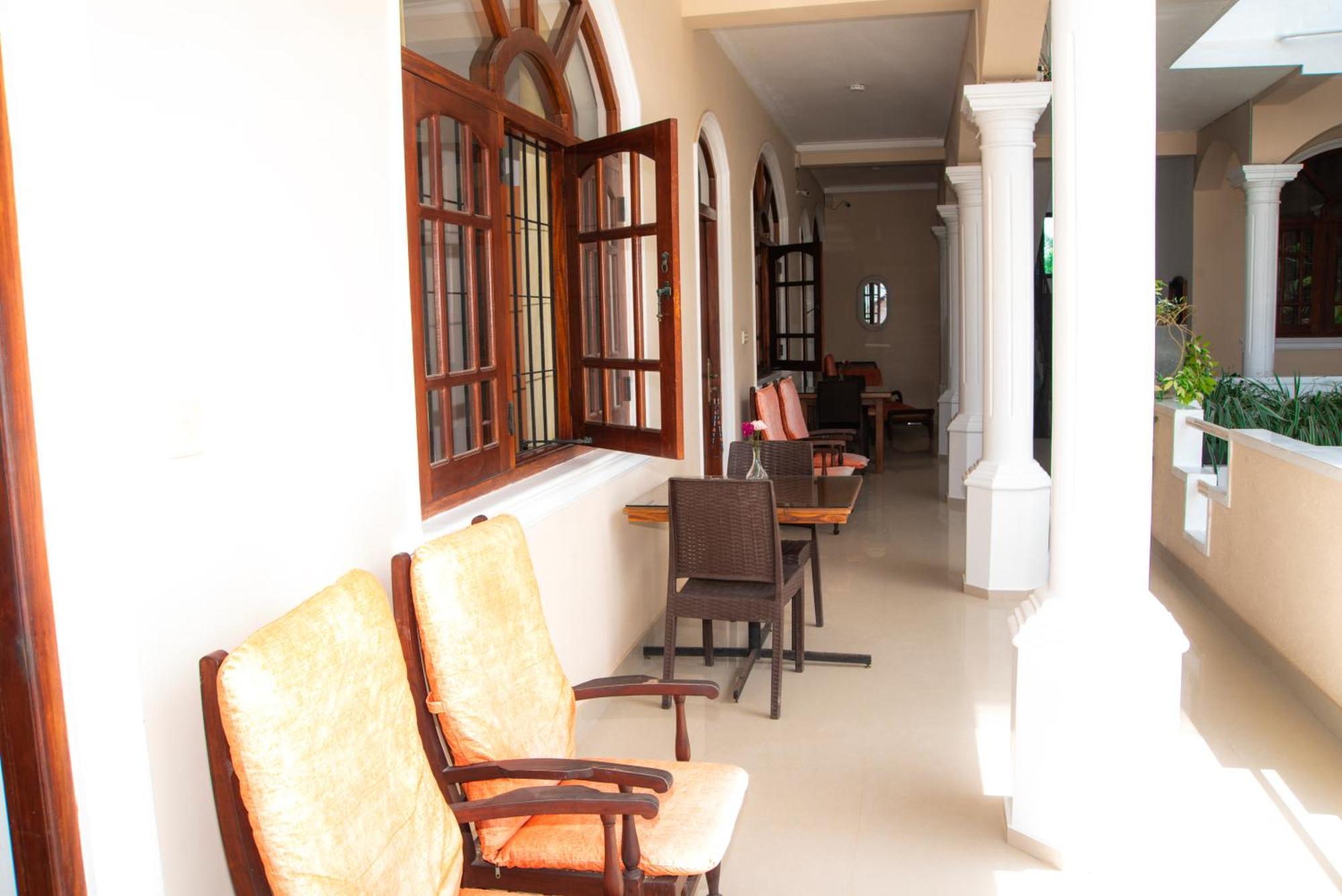 Angel Inn Guest House เนกอมโบ ภายนอก รูปภาพ