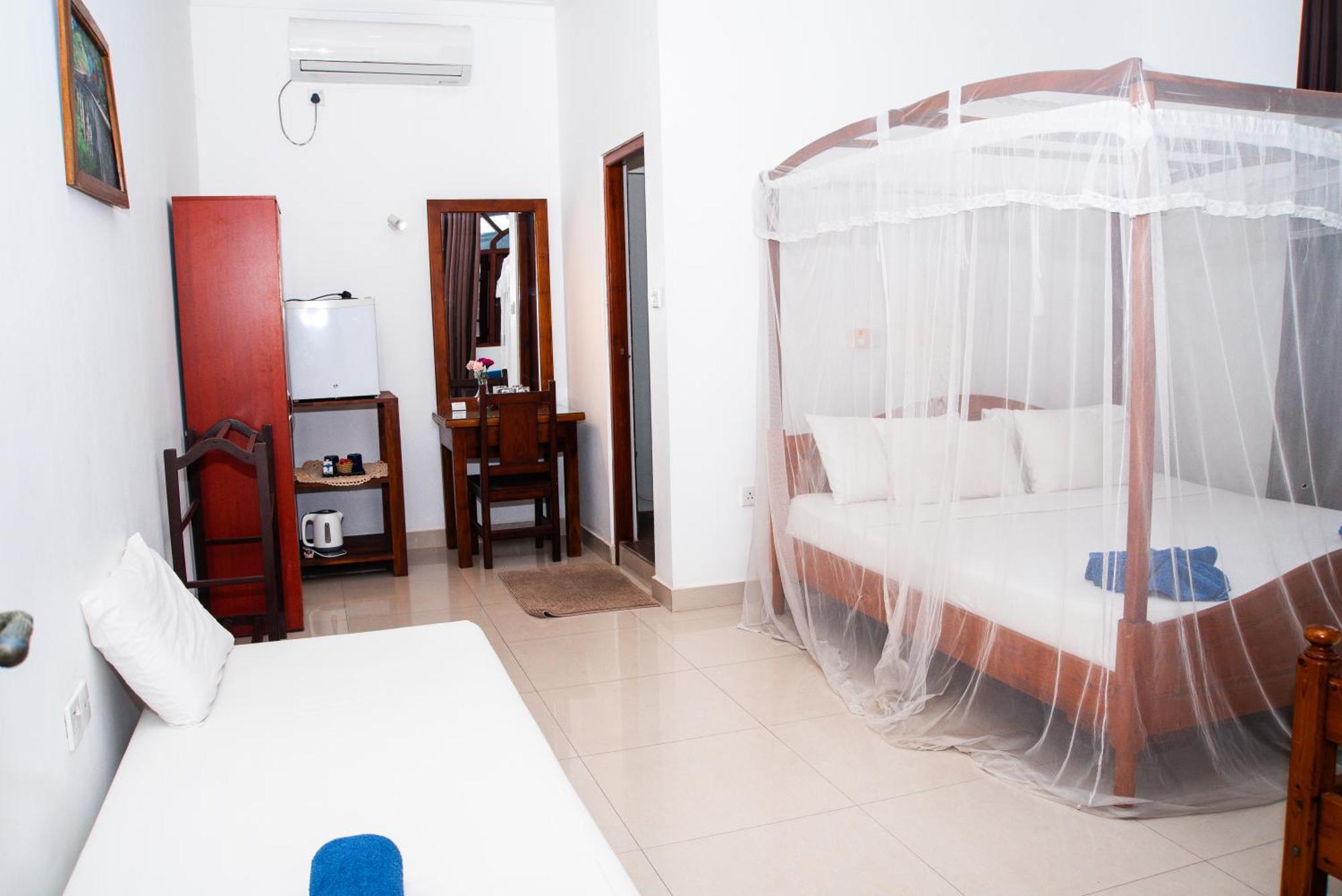 Angel Inn Guest House เนกอมโบ ภายนอก รูปภาพ