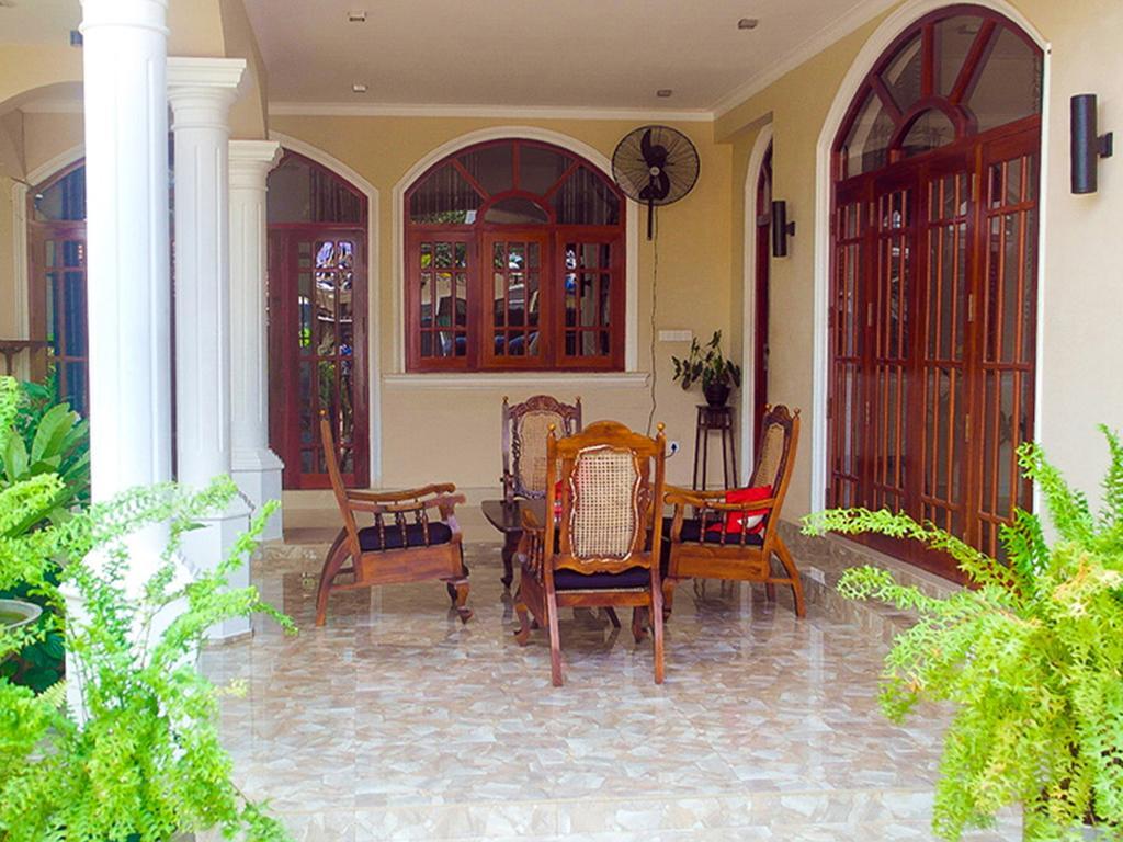 Angel Inn Guest House เนกอมโบ ภายนอก รูปภาพ