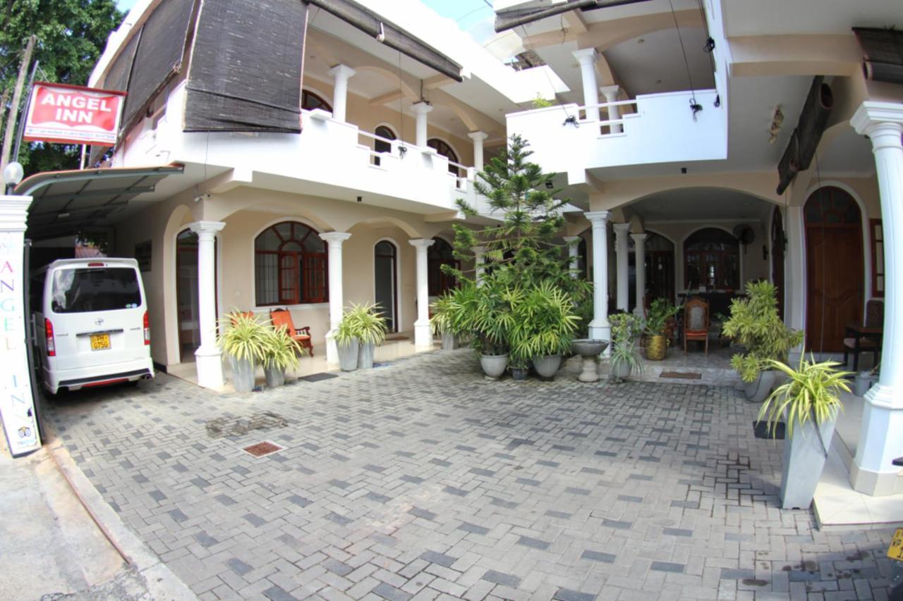 Angel Inn Guest House เนกอมโบ ภายนอก รูปภาพ