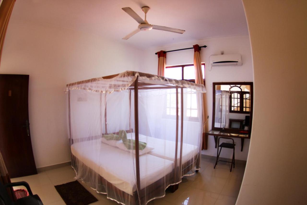 Angel Inn Guest House เนกอมโบ ภายนอก รูปภาพ