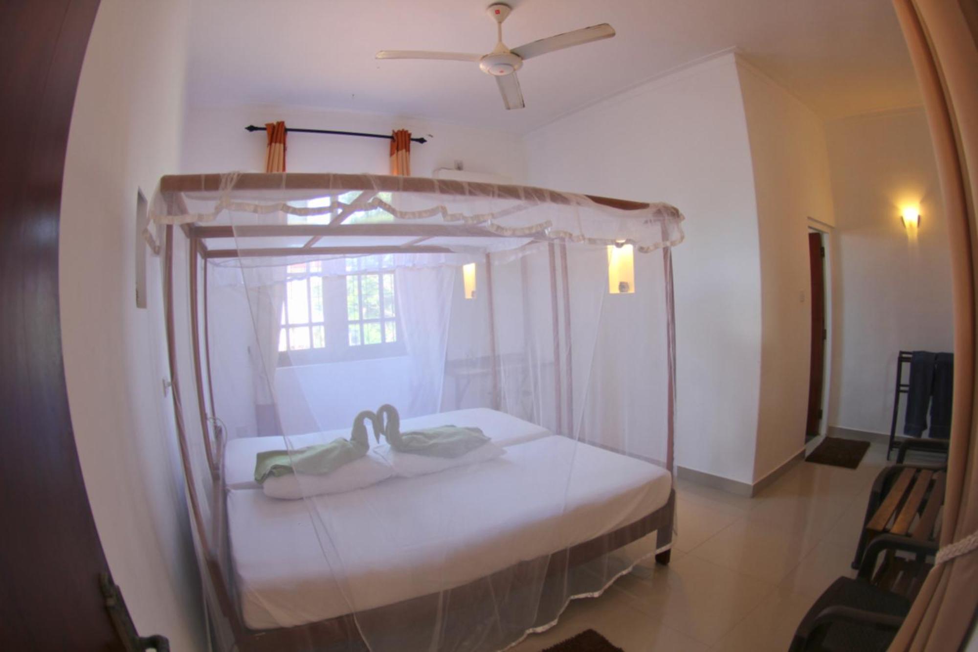 Angel Inn Guest House เนกอมโบ ภายนอก รูปภาพ